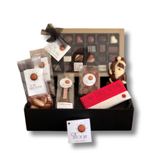 Load image into Gallery viewer, Christmas Delights Hamper