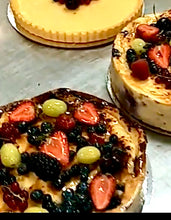 Load image into Gallery viewer, Baked ricotta Cheese Cake with Blueberries
